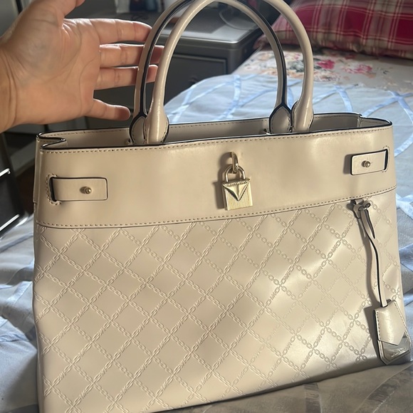 Michael Kors Handbags - Hi. I’m selling my mk tote. Hardly used 2-3 times. Still in very good condition